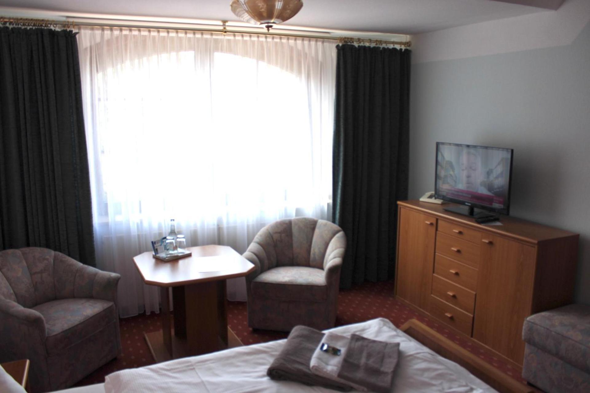 Hotel Seerose Bad Маленте Экстерьер фото